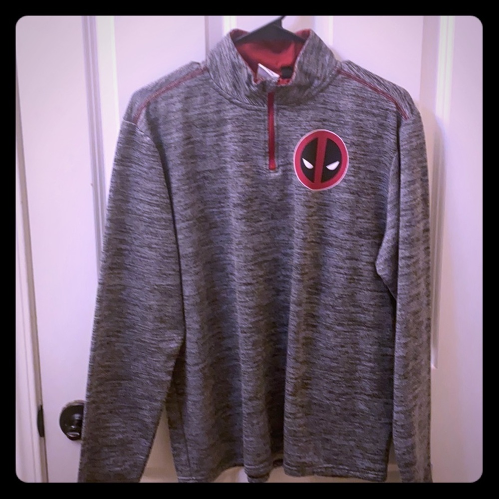 MARVEL DEADPOOL PULLOVER SWEATER! NEW CONDITION